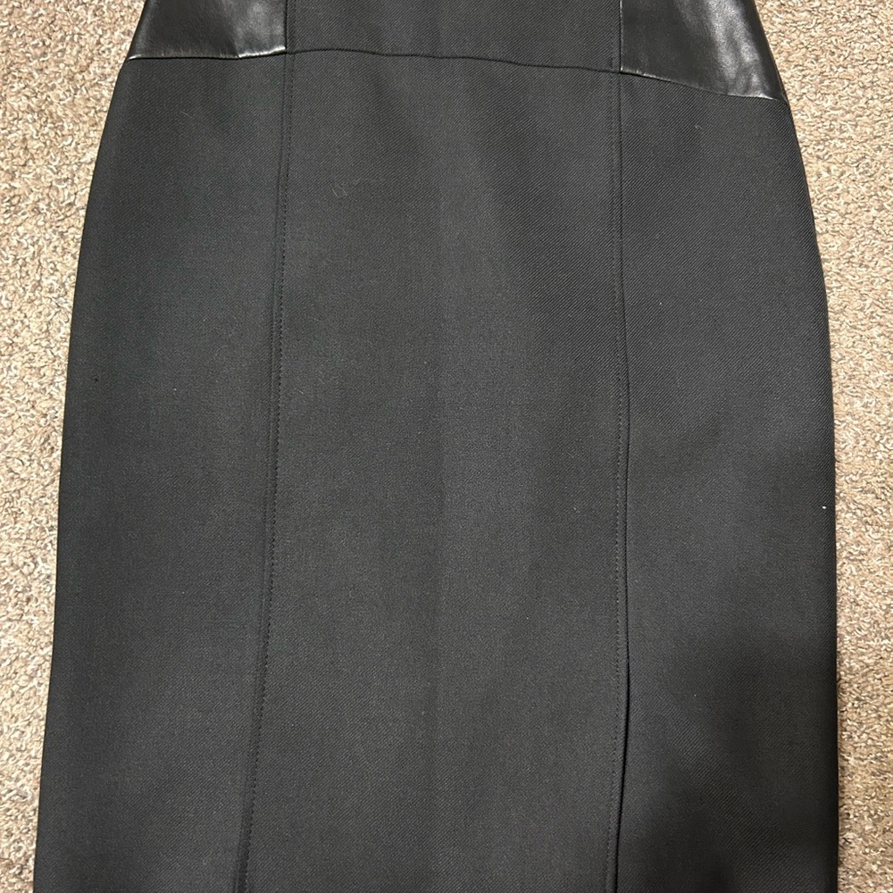 Boss Elegant Black Pencil Skirt